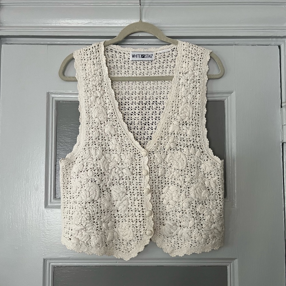 WhiteStag vintage crochet cream colored vest. Excellent condition, women’s M